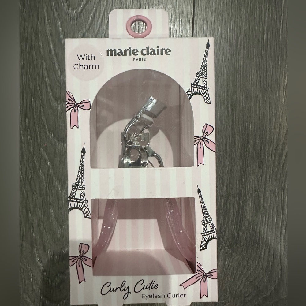 Marie Claire Eyelash Curler with Charm